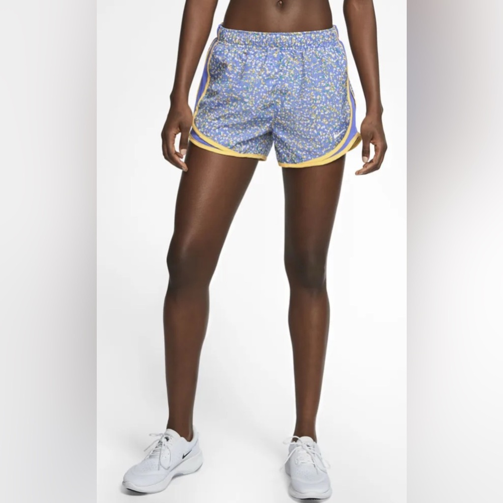Nike Blue and Yellow Athletic Shorts Lightweight Moisture-Wicking Size M